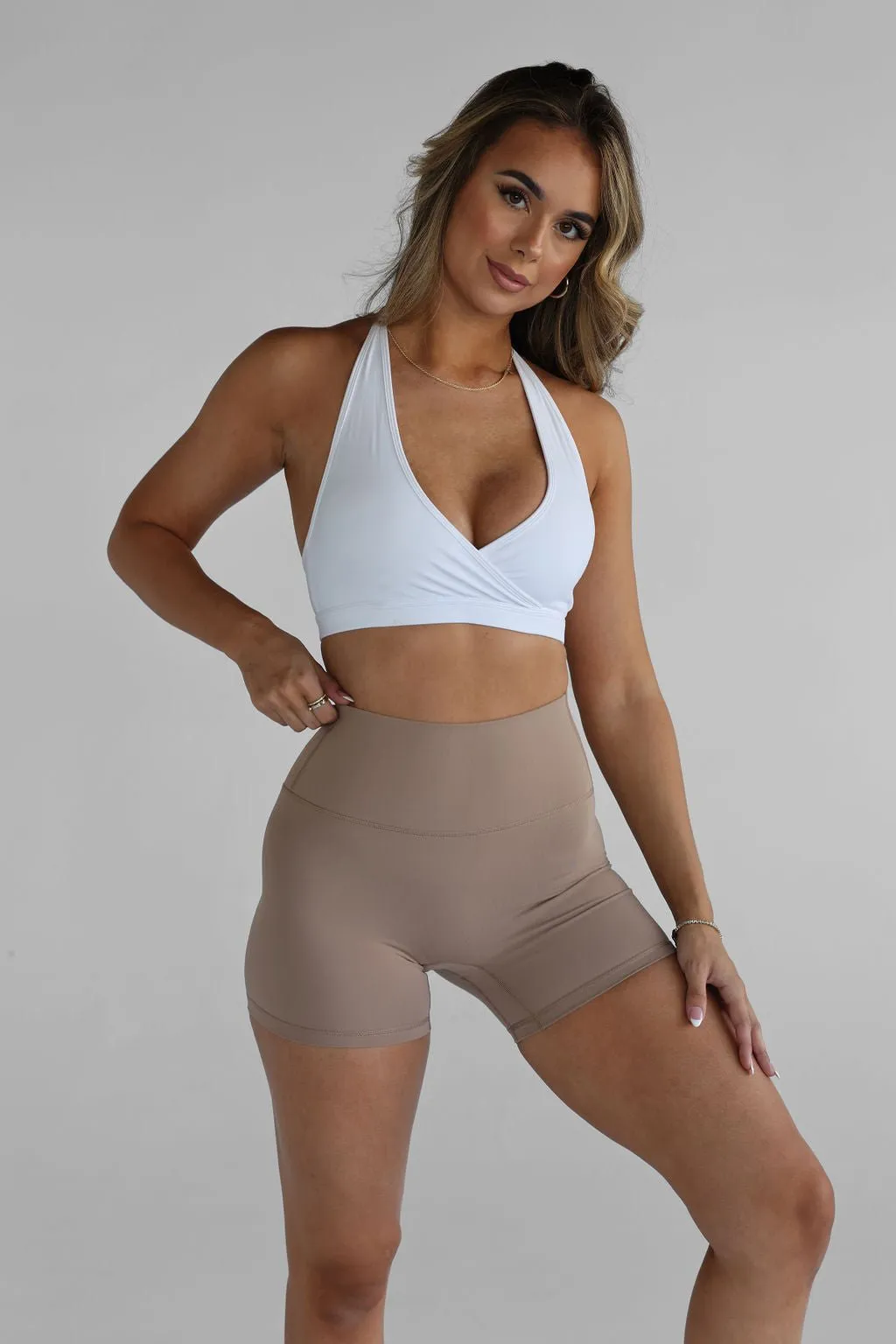 5 Signature Bike Shorts - Tan