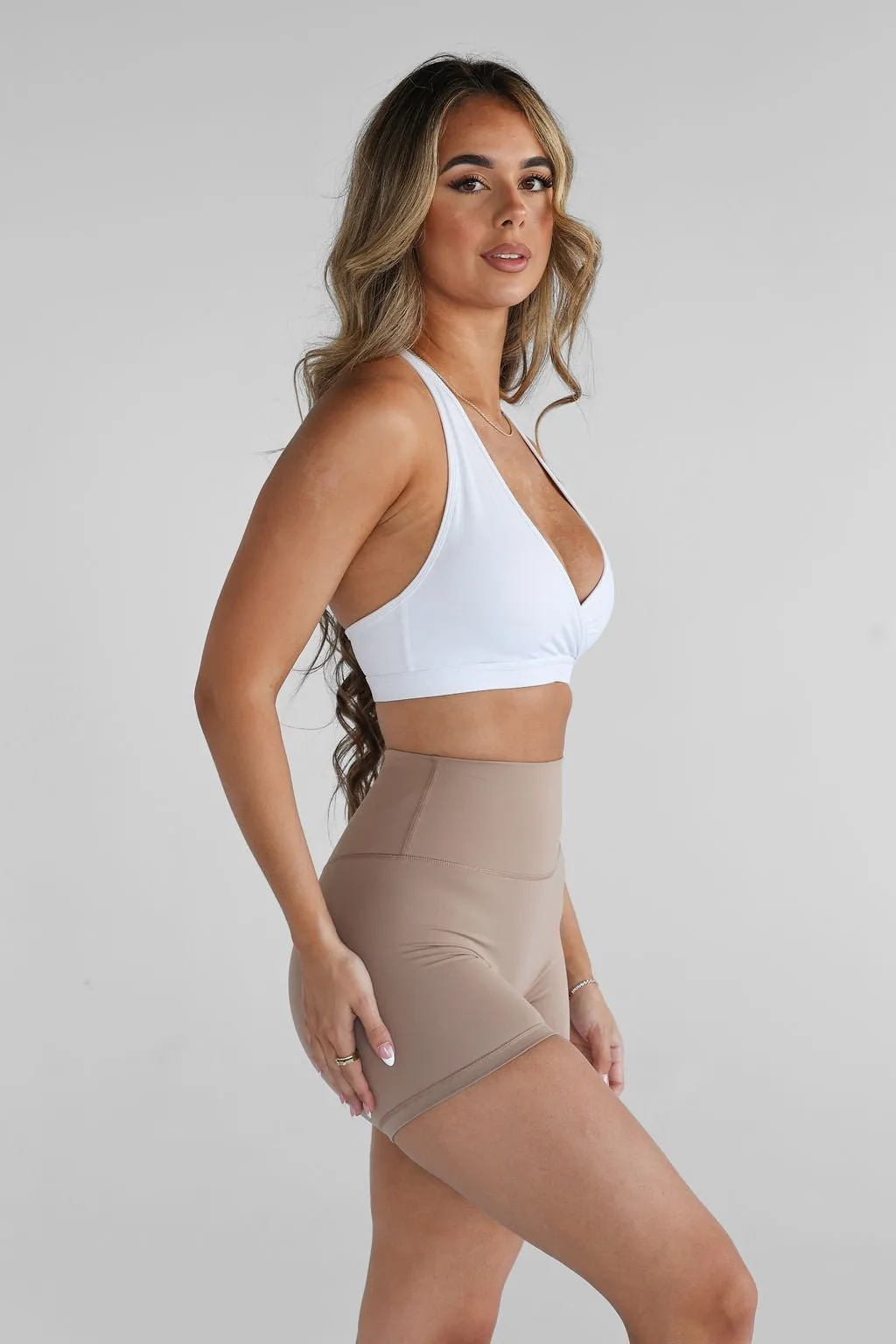 5 Signature Bike Shorts - Tan