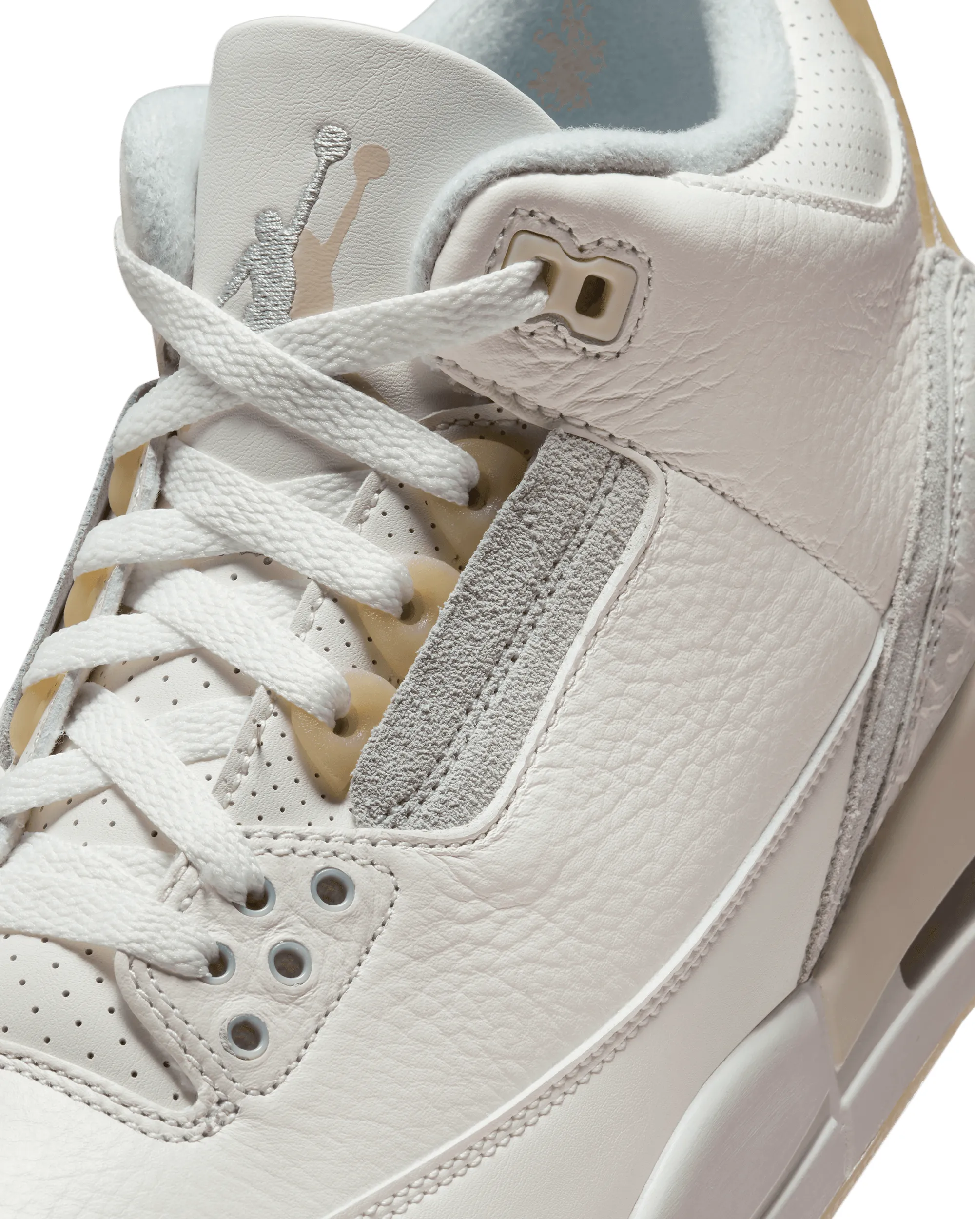 Air Jordan 3 Retro Craft - Ivory / Grey Mist-Cream