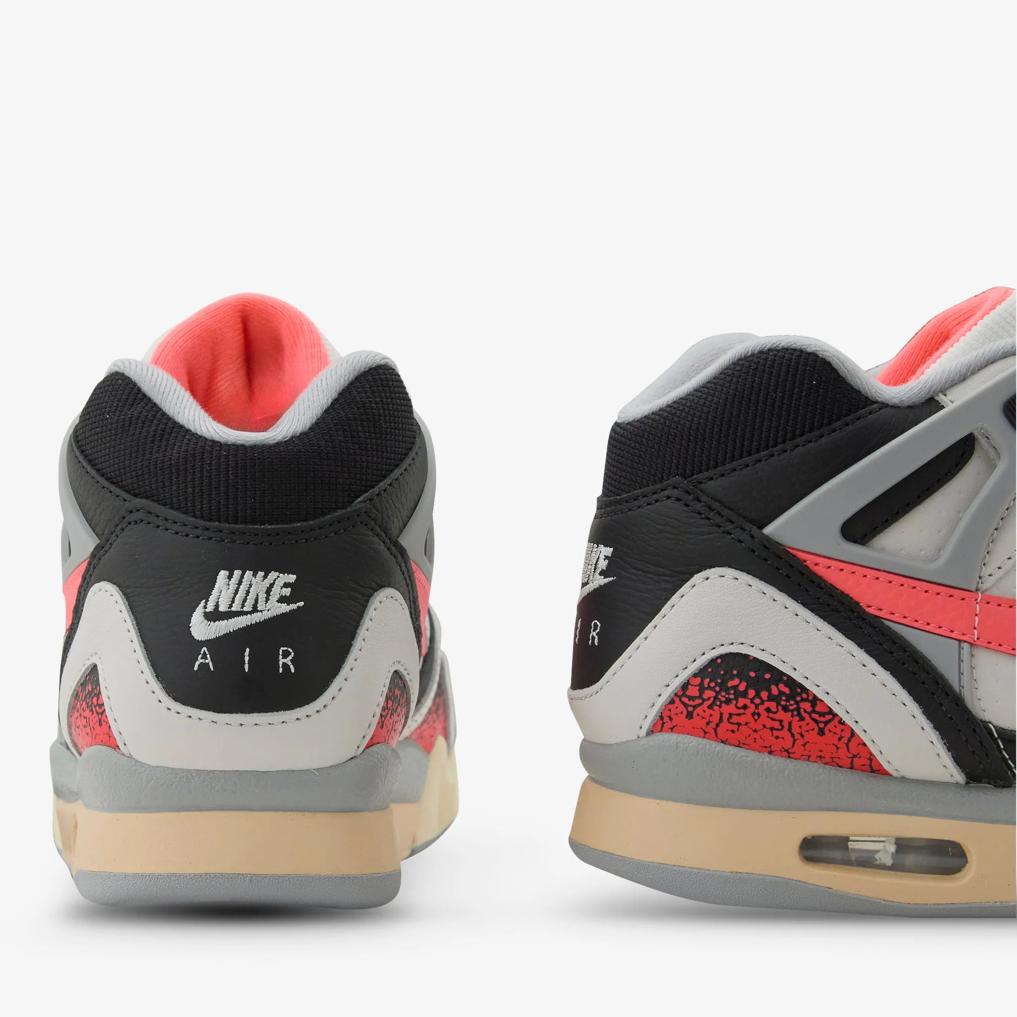 Air Tech Challenge 2 Phantom | Hot Lava | Black | Silver | Pale Ivory