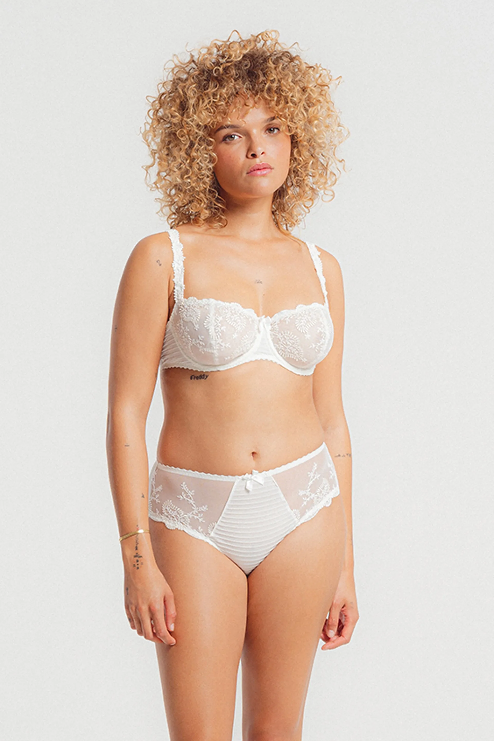 Élise High Wasited Brief Ivory