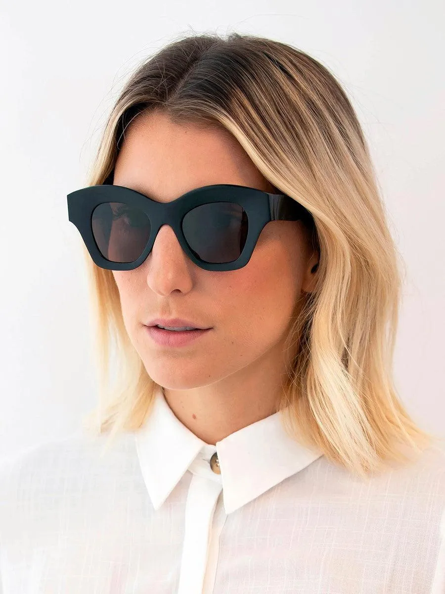 Tessa Black Solid sunglasses