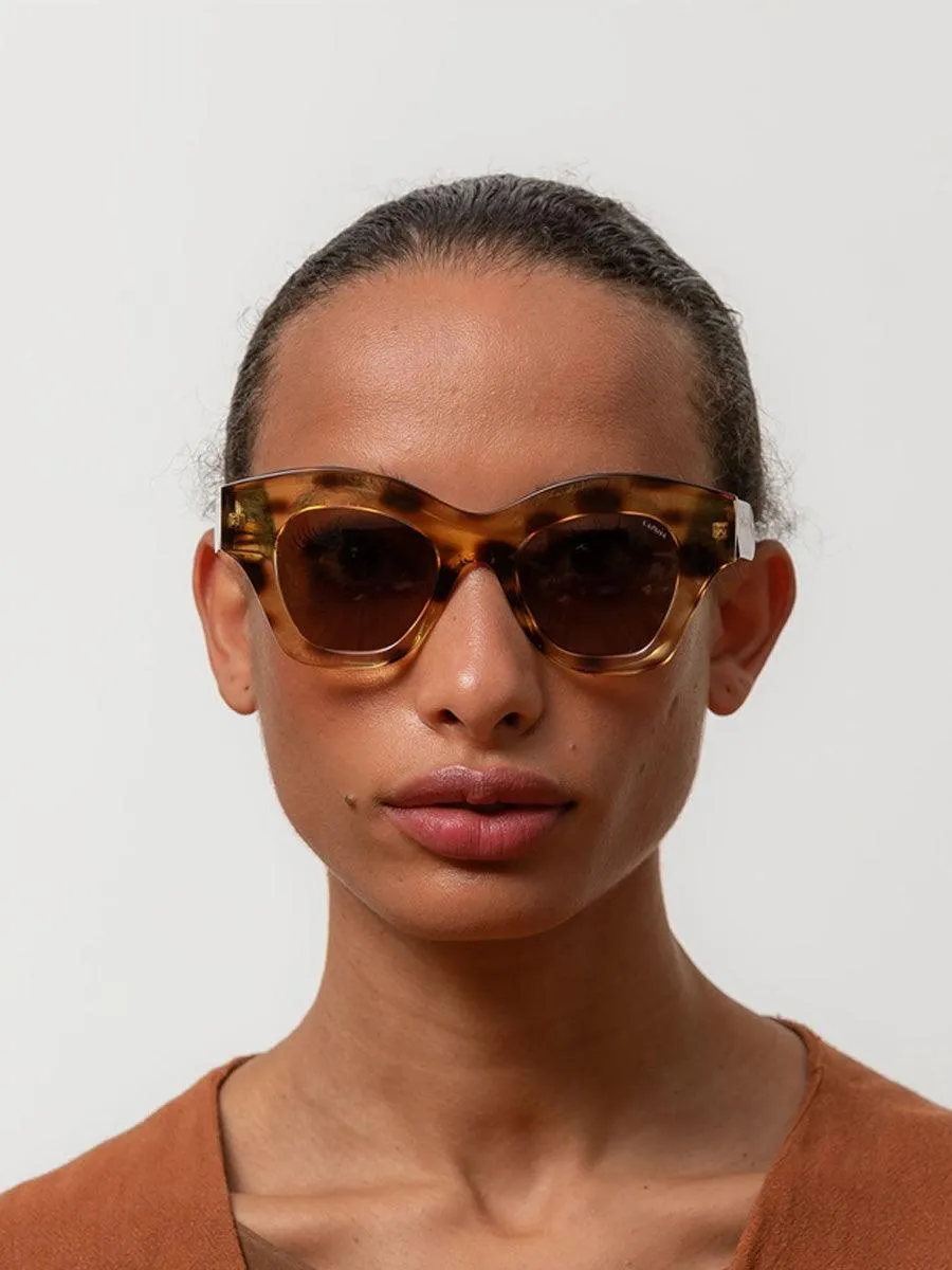 Tessa Cerrado Solid sunglasses