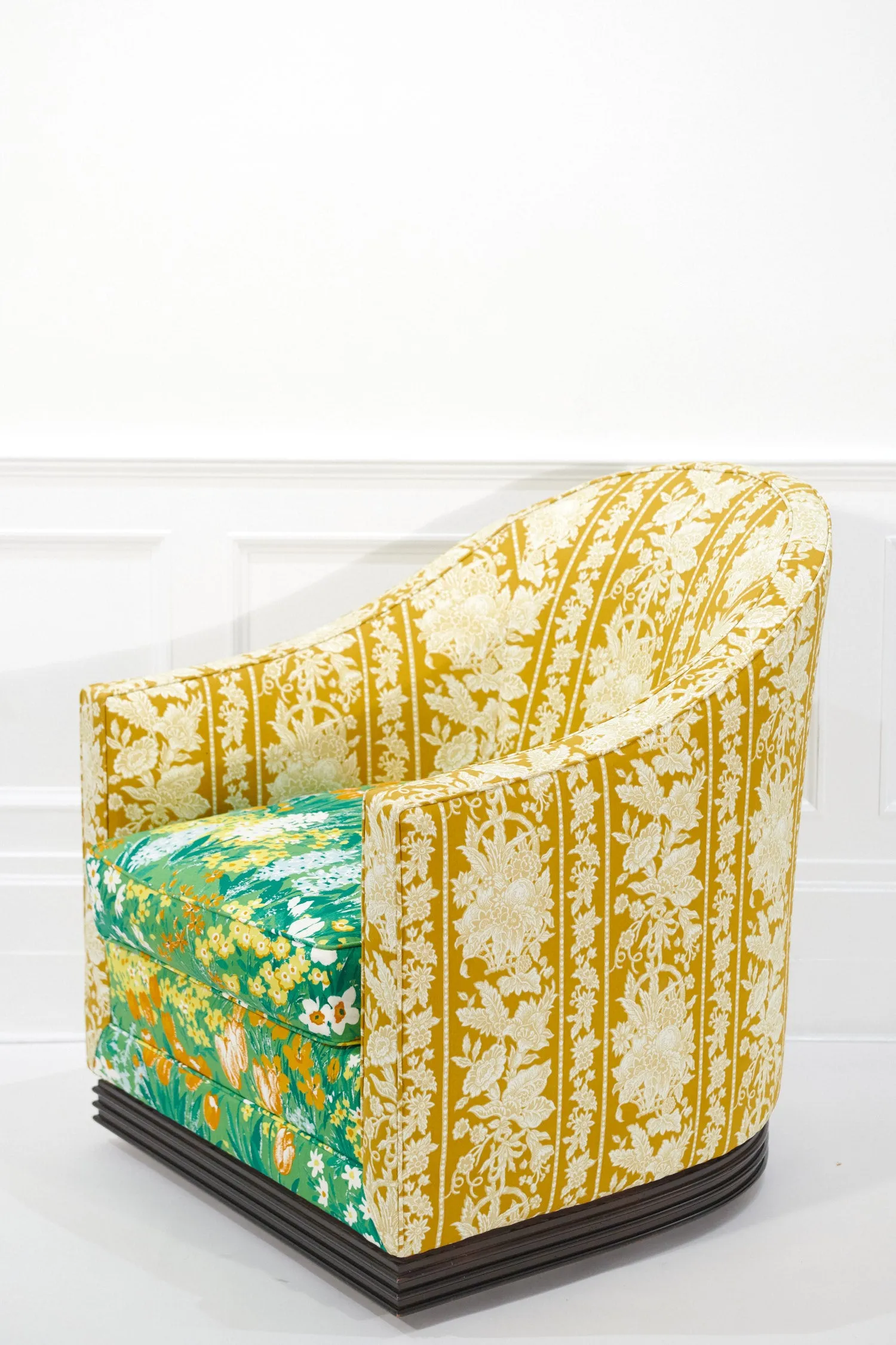 Upholstered Swivel Chair in Vintage Florals